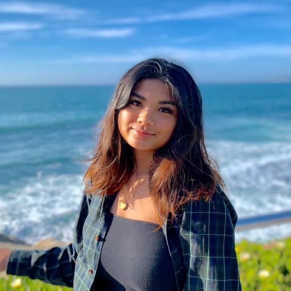 Meet your Posher, Kirstine - Picture 1 of 1